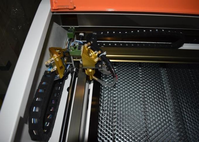 4030小さいレーザーの切断および刻む機械水ポンプのクーラー60kg 2